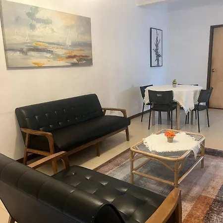 Bayu Emas Homestay Batu Ferringhi